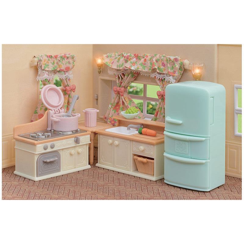 Le set d'ameublement pour grande maison éclairée