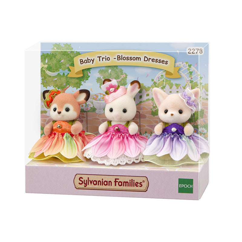 Le trio des bébés en costumes de fleurs