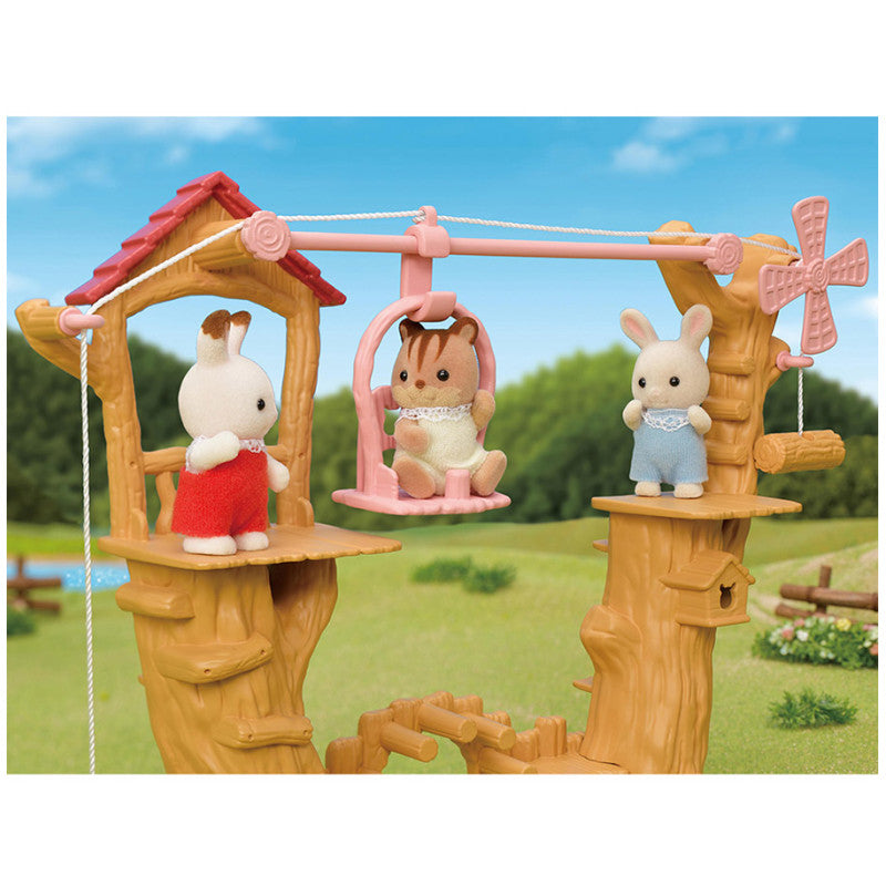 La tyrolienne et le bébé Lapin Crème