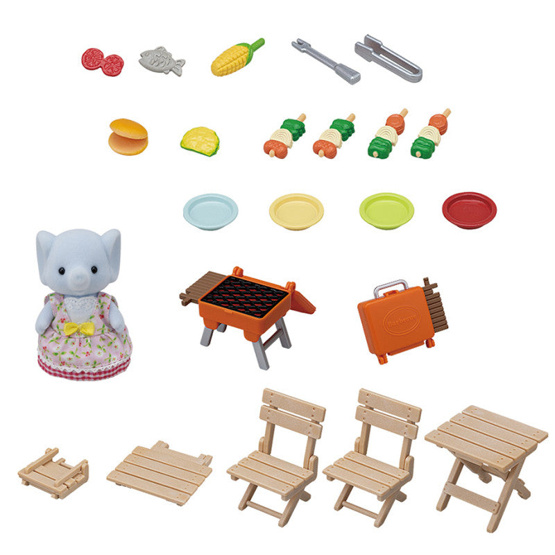 La fille Éléphant et son set de pique-nique
