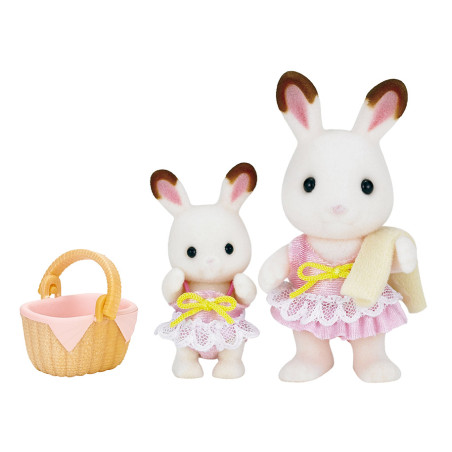Les sœurs Lapin Chocolat au bord de mer