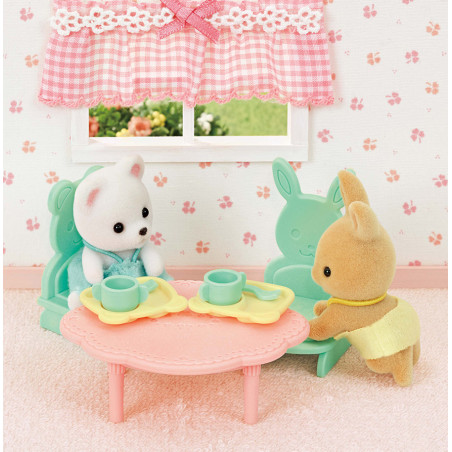 La salle de jeu des bébés et figurines de Sylvanian Family - 7
