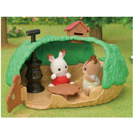 La cachette des bébés et le bébé Hérisson de Sylvanian Family - 7