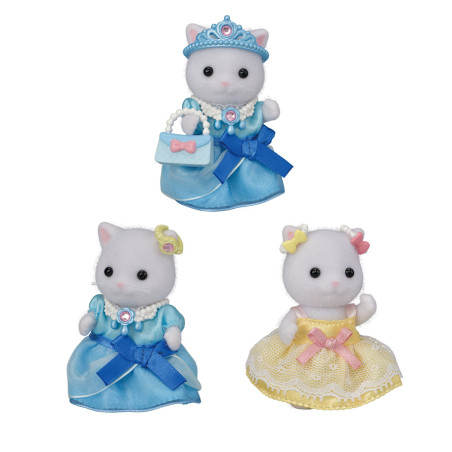 La fille Chat Persan et sa panoplie de princesse de Sylvanian Family