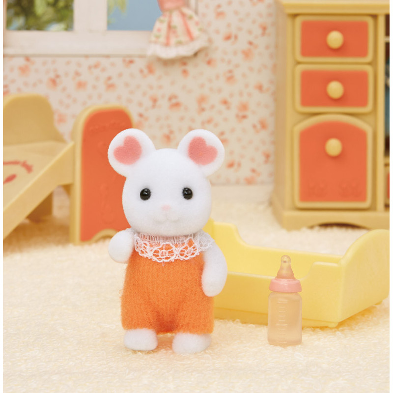 Le Bebe Souris Marshmallow Sylvanian Families Acheter Sur La Boutique Officielle