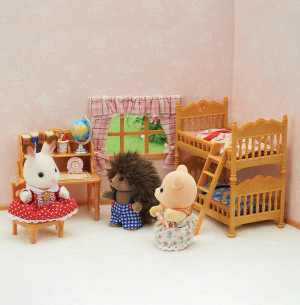 Coffre à jouets des bébés - Sylvanian Families 5709 - La Grande Récré
