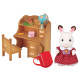 La fille Lapin Chocolat et bureau de Sylvanian Family