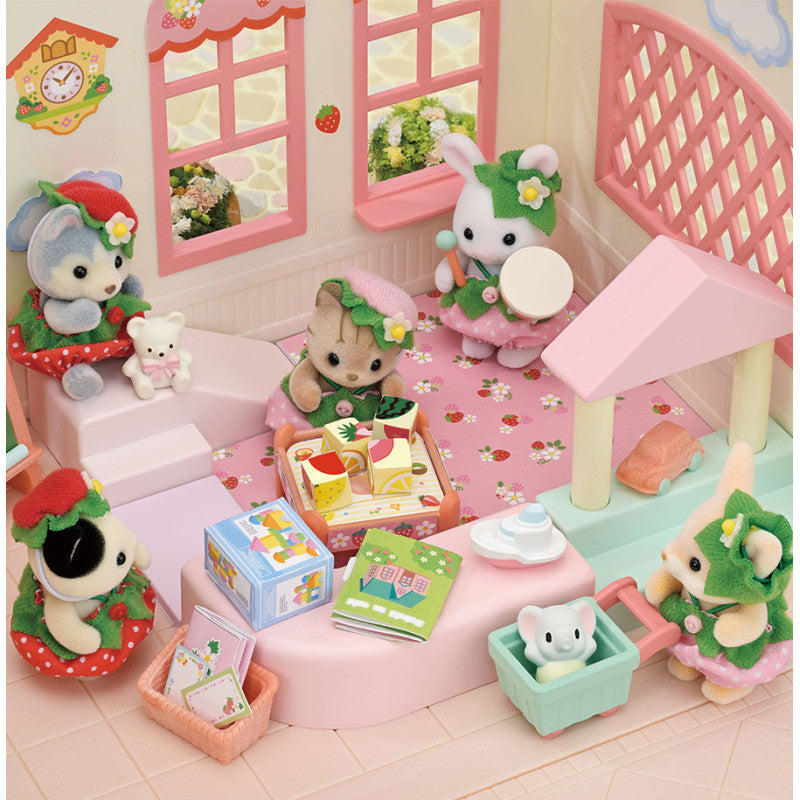 La crèche fraise des bois